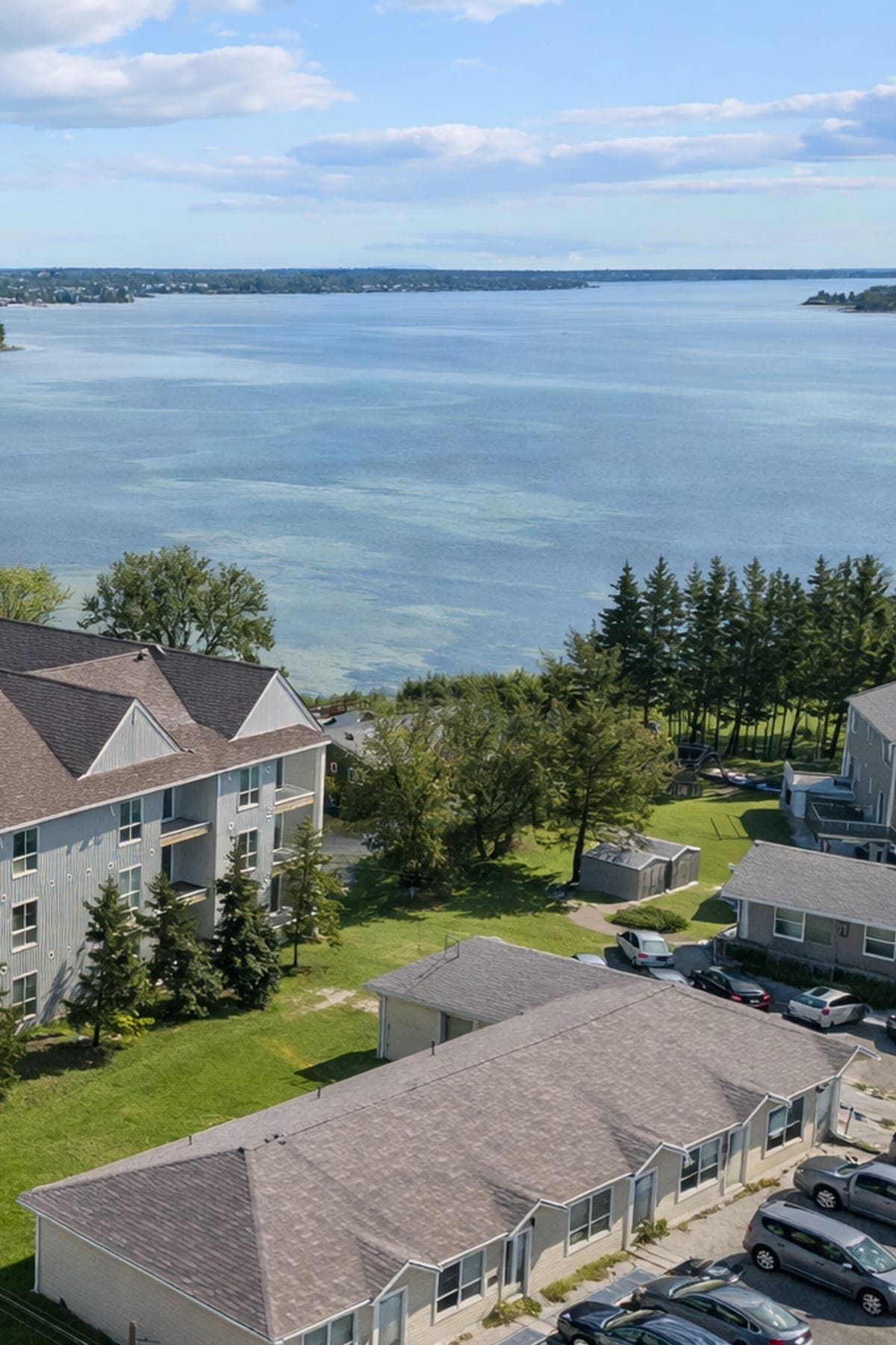 522 Capital Drive — luxury apartment residences on the North River, Cornwall PEI
